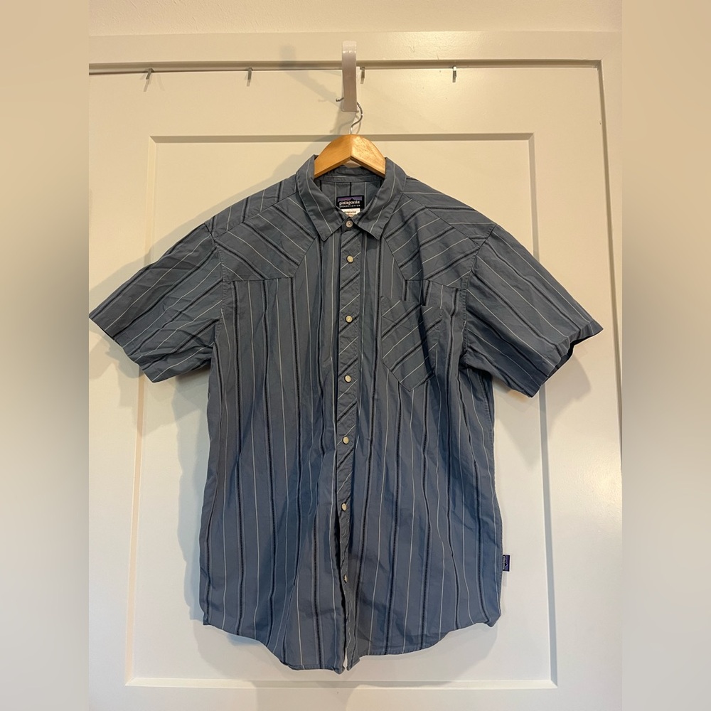 Patagonia short sleeve striped western-style pearl snap button-up shirt Sz L